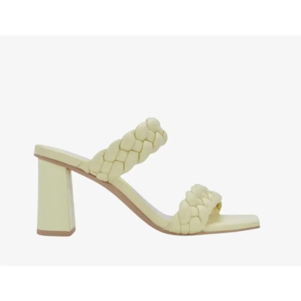 Dolce Vita Size V-PAILY  LEMON CREAM STELLA SANDALS Size: 10